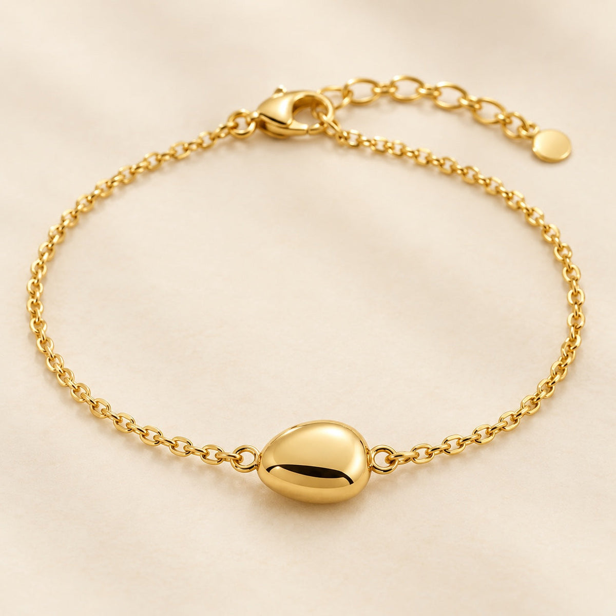 Pebble Charm Bracelet detail